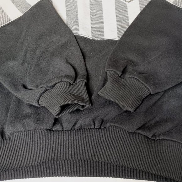 Vintage 80s Sasson Unisex Medium Sweatshirt Crew Neck Black Gray Stripe Retro - Picture 13 of 13